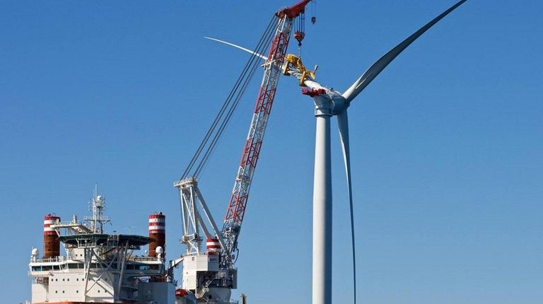 A 15-turbine offshore wind farm would connect to