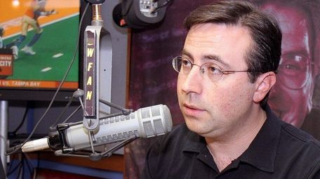 Ian Eagle reminisces on-air about his time spent