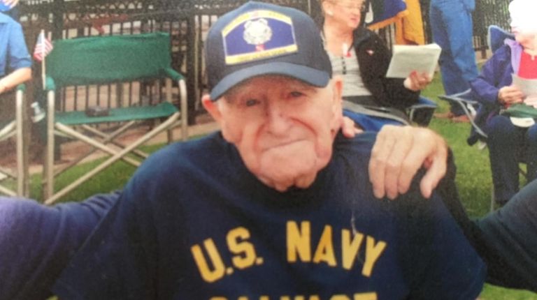 Ken Hartle at Veterans Day ceremonies at Webb