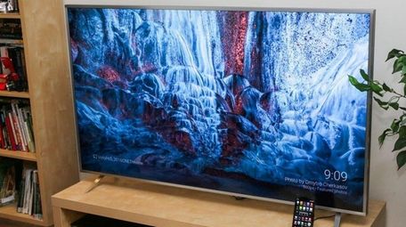 CNET has picked Vizio P-Series 2016 as one