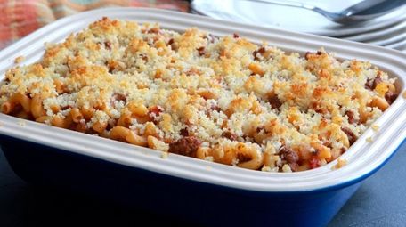A casserole of lean ground beef, elbow pasta