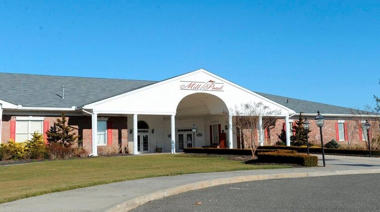 The Mill Pond Golf course main building at