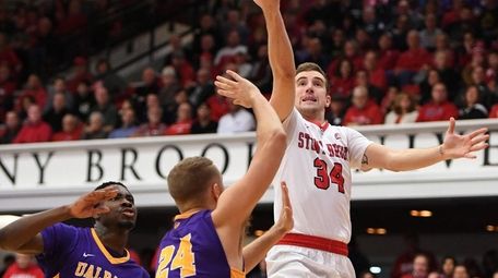 Stony Brook guard Lucas Woodhouse, who had a