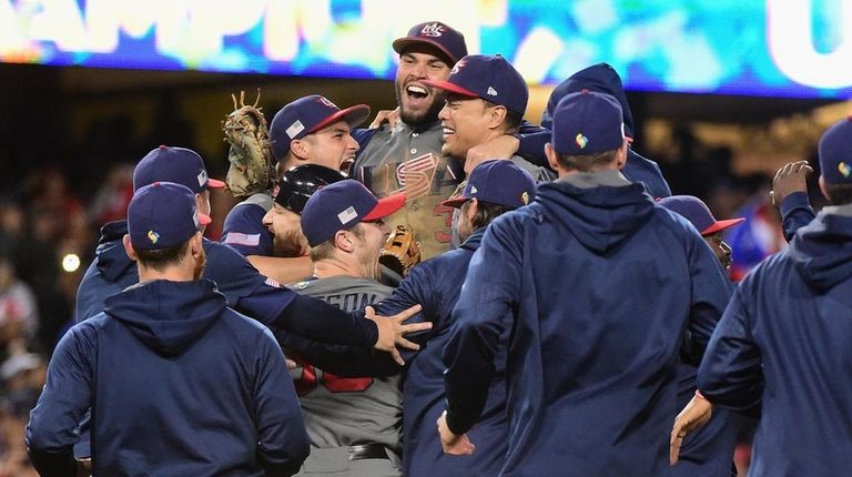 Eric Hosmer #35 of team United States, who