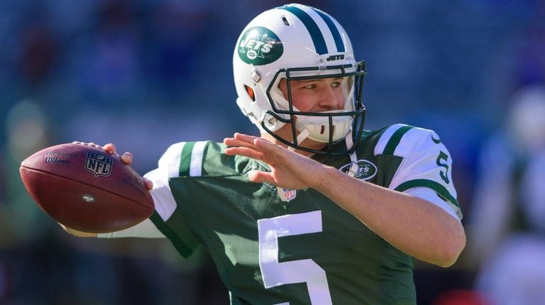 Jets quarterback Christian Hackenberg before start of game