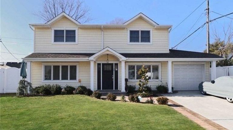 This expanded Cape at 329 Martin Place in