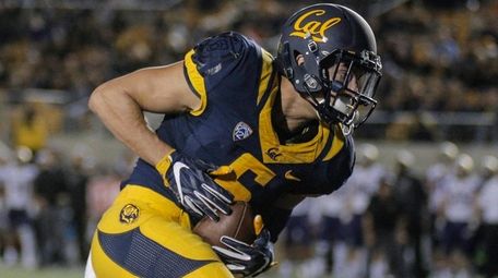 California wide receiver Chad Hansen against thr Washington