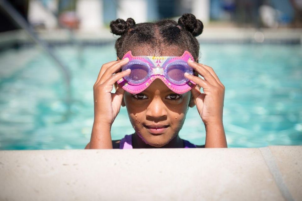 These swim goggles feature 11 different styles including