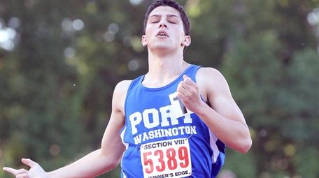 Port Washington's Aaron Siff-Scherr takes first in the