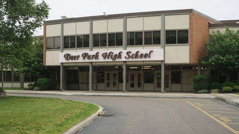 Deer Park schools retiree health care payment plan alarms ...