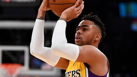 Los Angeles Lakers guard D'Angelo Russell shoots during