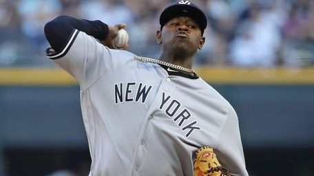 Luis Severino of the Yankees delivers against the White