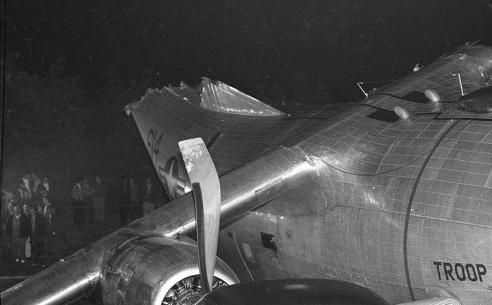 1955 Plane Missing / A Missing Plane From 1955 Landed After 37 Years ...