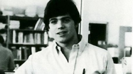 Anthony Scaramucci in the 1982 yearbook of Paul