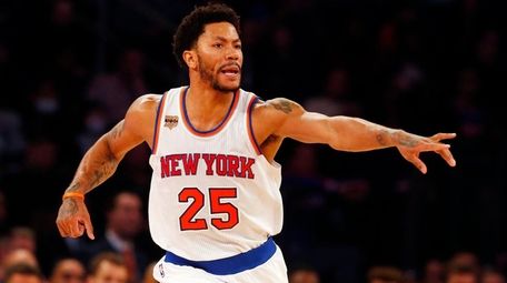 Derrick Rose reacts during the second half against the