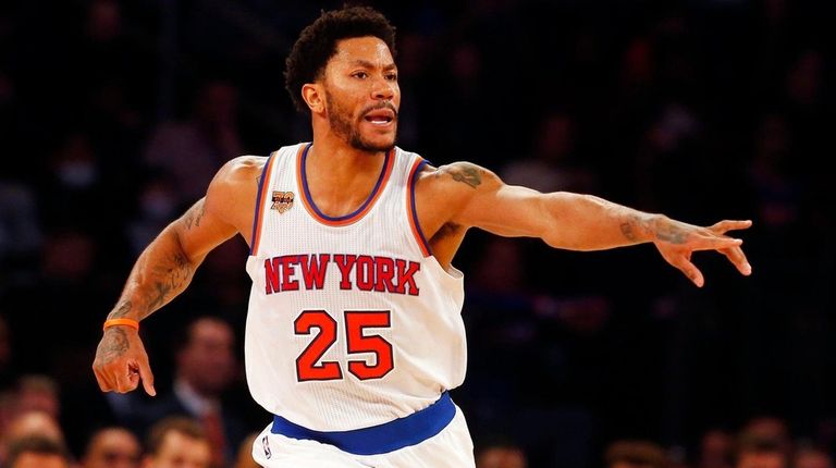 Derrick Rose reacts during the second half against the