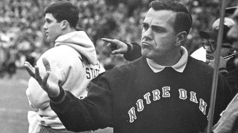 Notre Dame coach Ara Parseghian gestures during a