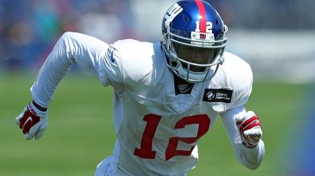 New York Giants wide receiver Tavarres King (12)