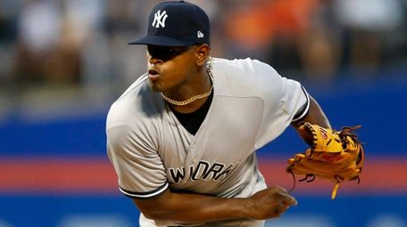Luis Severino of the Yankees pitches against the Mets at