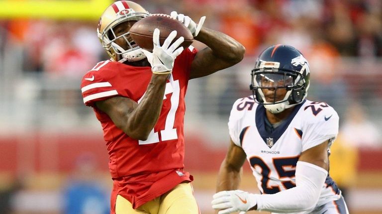 Jeremy Kerley of the 49ers catches the ball
