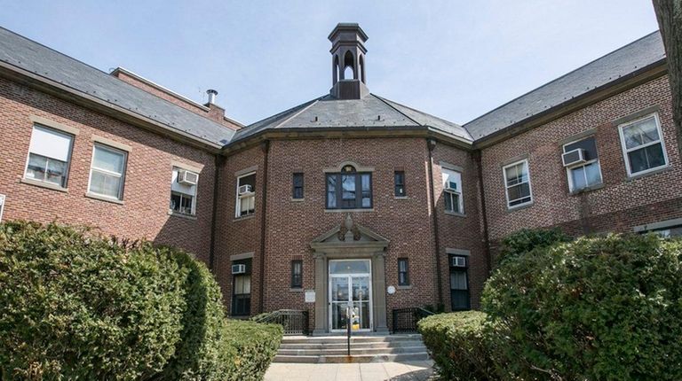 Oyster Bay Town Hall in Oyster Bay on