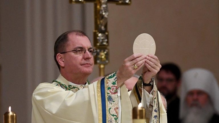 Bishop John Barres celebrates the Liturgy of the