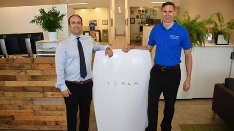 CEO David Schieren, left, and COO Gregory Sachs,