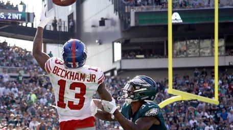 New York Giants' Odell Beckham catches a touchdown