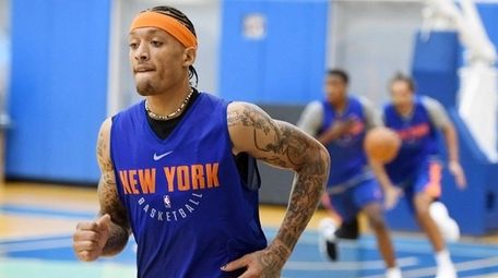 Knicks' Michael Beasley at practice during the first 