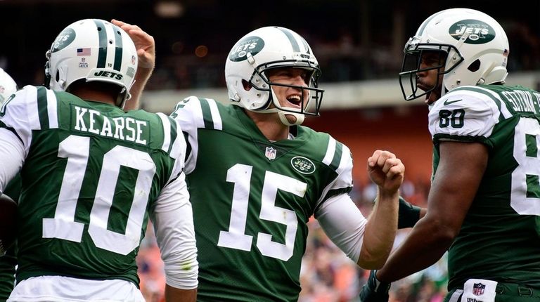 Josh McCown of the Jets celebrates a touchdown in