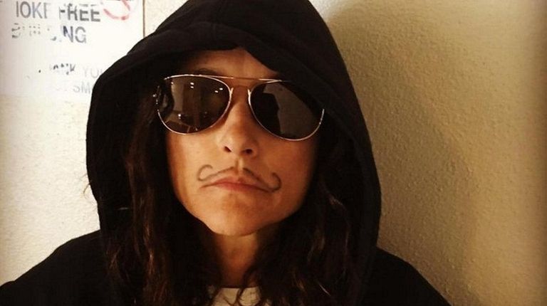 Julia Louis-Dreyfus posted this Instagram photo on Thursday,