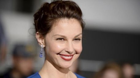 Ashley Judd arrives at the world premiere of
