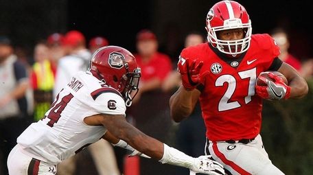 Georgia tailback Nick Chubb carries against South Carolina