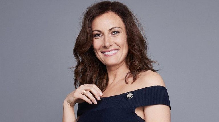 Next photo of Laura Benanti