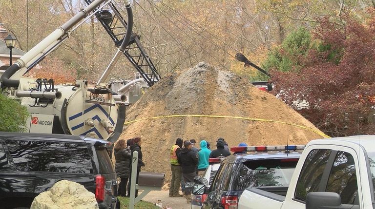 A worker was killed while replacing a cesspool