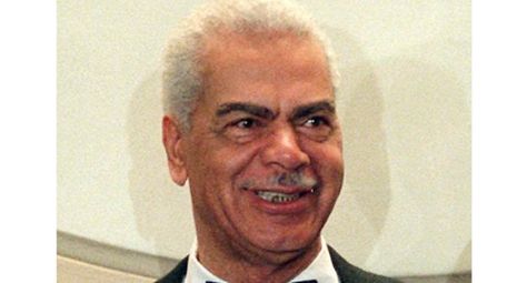 Earle Hyman poses before an induction to the