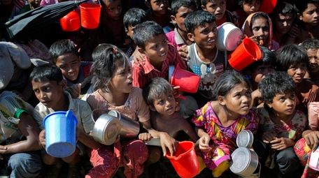 Rohingya Muslim children, who crossed over from Myanmar