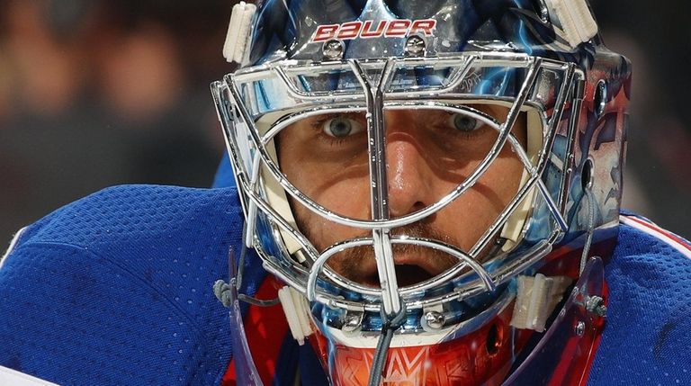 Matthews will play Saturday against Rangers