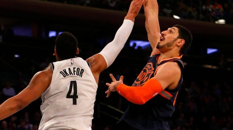 Enes Kanter of the Knicks puts up a shot