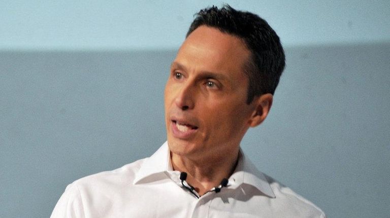 Disney hires James Pitaro as new ESPN president Disney hires James Pitaro as new ESPN president