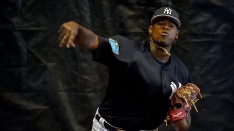 Yankees' Luis Severino throws a bullpen session on