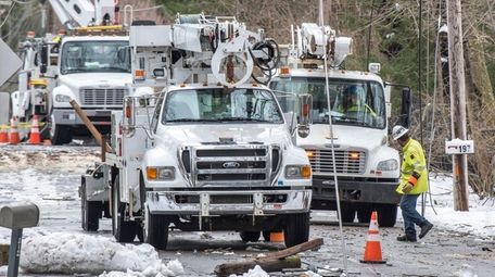 PSEG crews work March 8 to restore power