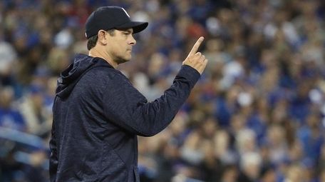 Manager Aaron Boone of the Yankees makes his