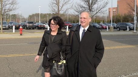 Linda and Edward Mangano arrive at federal court