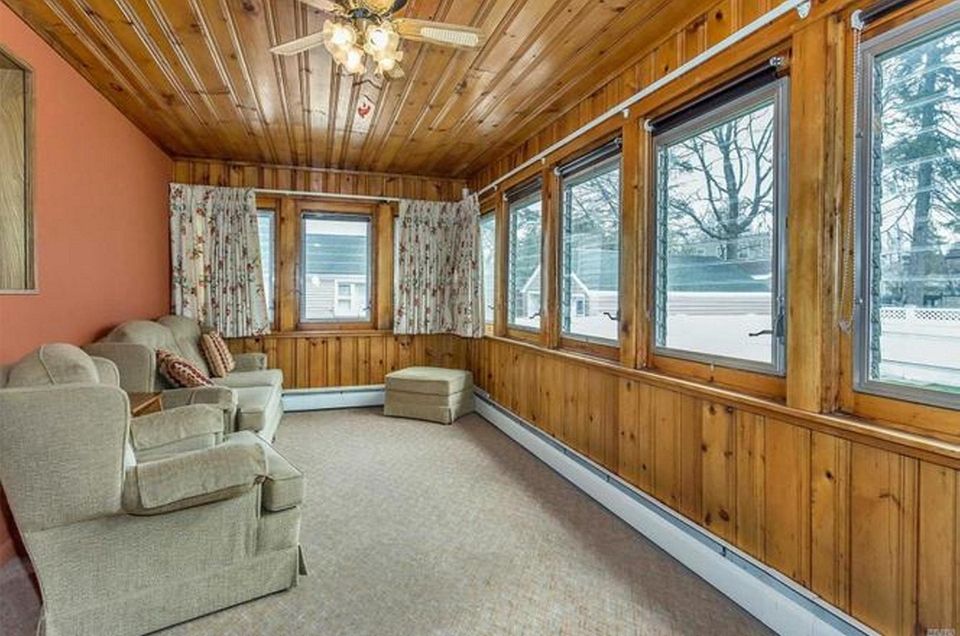 In addition to a living room, den, eat-in