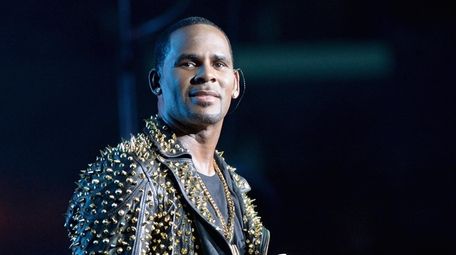 R. Kelly performs at the BET Experience at