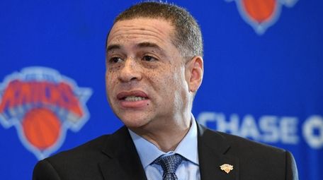 Knicks general manager Scott Perry at a news