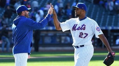 Mets manager Mickey Callaway and reliever Jeurys Familia