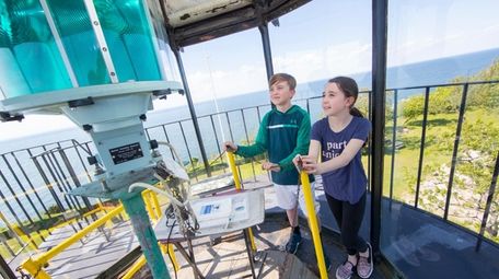 Evan Maskiell, 12, and his sister Samantha, 9,