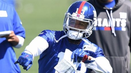 Giants wide receiver Odell Beckham Jr. reacts on